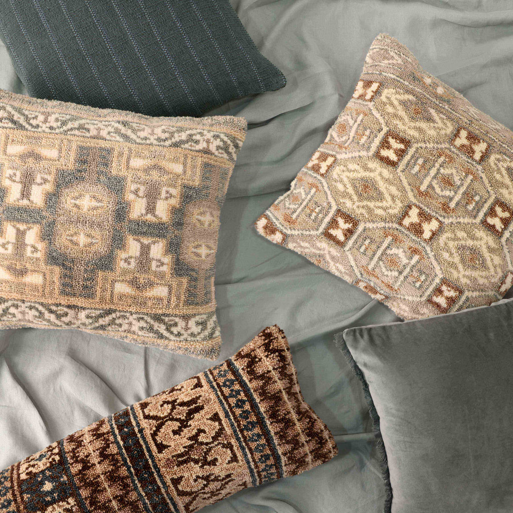 Hana Hand-Knotted Pillow - Image 9
