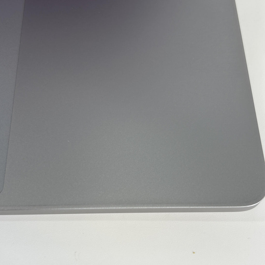Apple MacBook Pro 15 Touch Bar 2018 Space Gray 2.9 GHz Intel Core i9 8th Gen. 32GB RAM 1TB Solid State Drive AMD - Image 13
