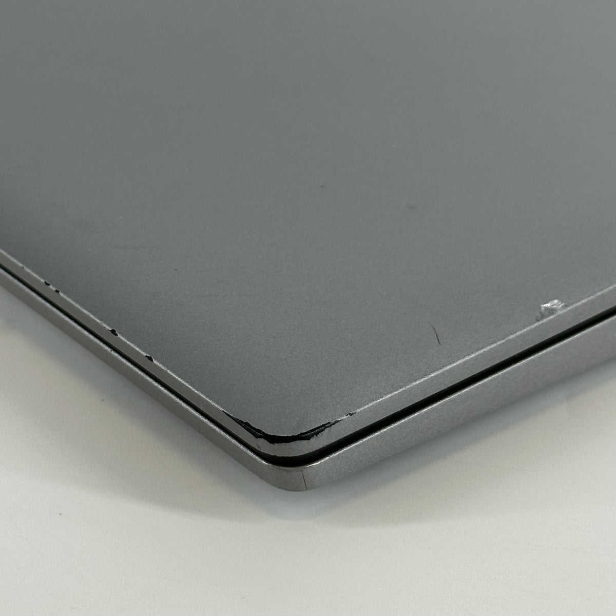 Dell Latitude 5540 15.6 Gray 1.7 GHz Intel Core i7 13th Gen. 32GB RAM 512GB Solid State Drive - Image 19
