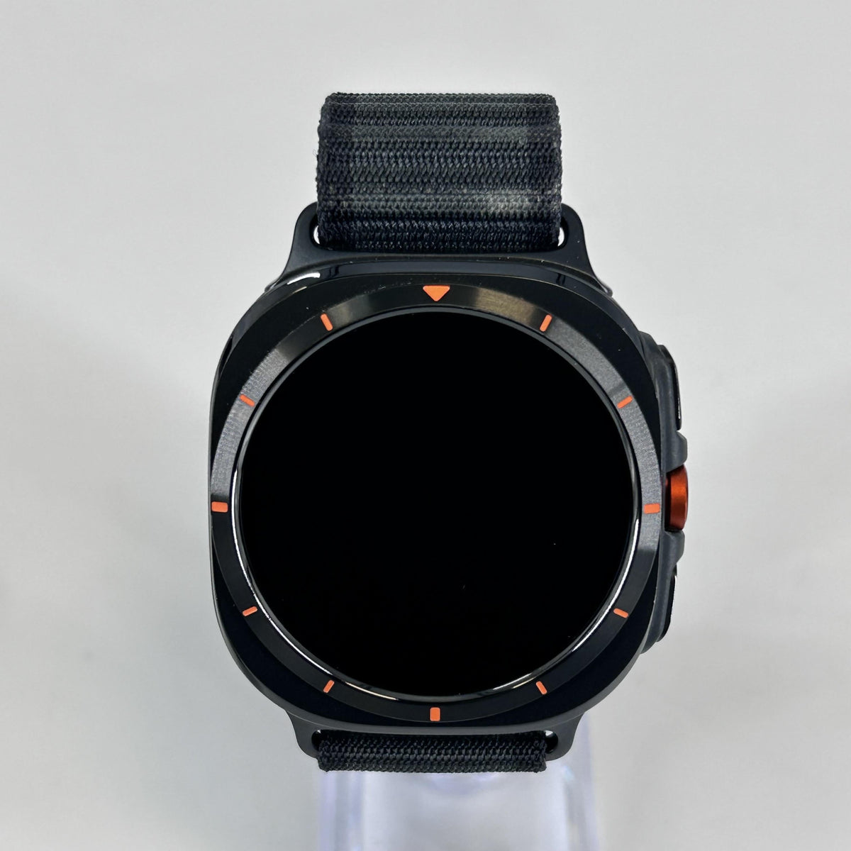 Samsung Galaxy Watch Ultra 47mm Gray Unlocked 32GB - Image 2