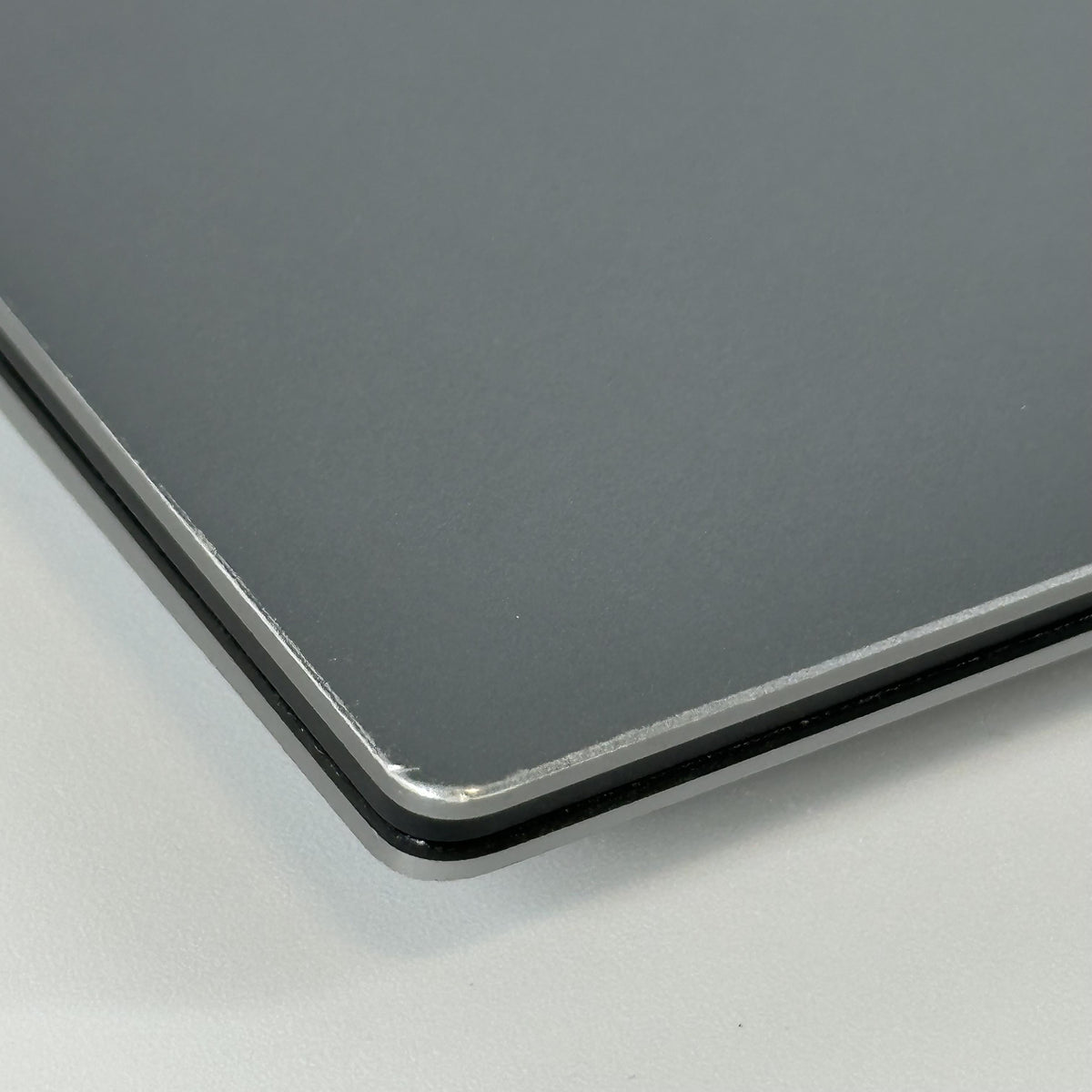 Dell Precision 5560 15.6 Gray 2.3 GHz Intel Core i7 11th Gen. 32GB RAM 512GB Solid State Drive NVIDIA Quadro T1200 - Image 16