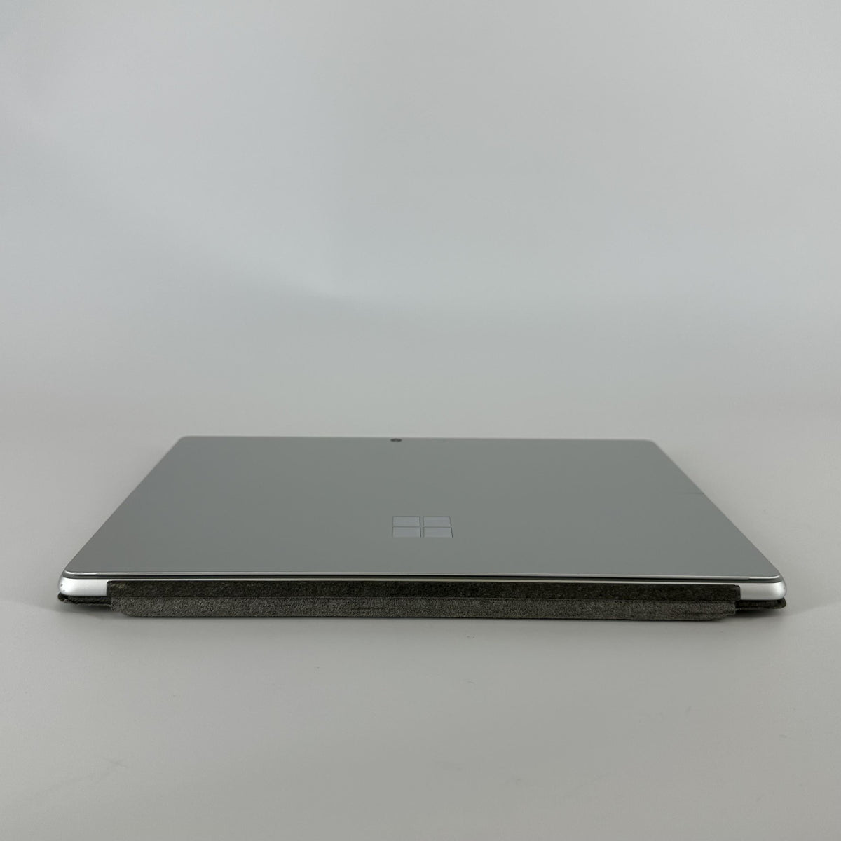 Microsoft Surface Pro 9 13 Platinum WiFi 2.7 GHz Intel Core i7 12th Gen. 16GB RAM 512GB Solid State Drive - Image 9