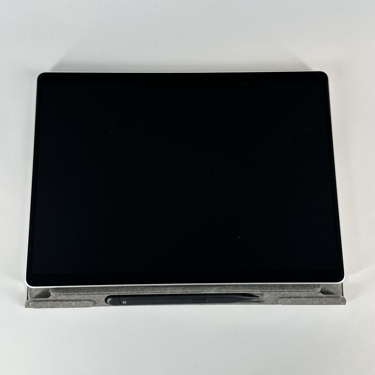 Microsoft Surface Pro 9 13 Platinum WiFi 2.7 GHz Intel Core i7 12th Gen. 16GB RAM 512GB Solid State Drive - Image 2