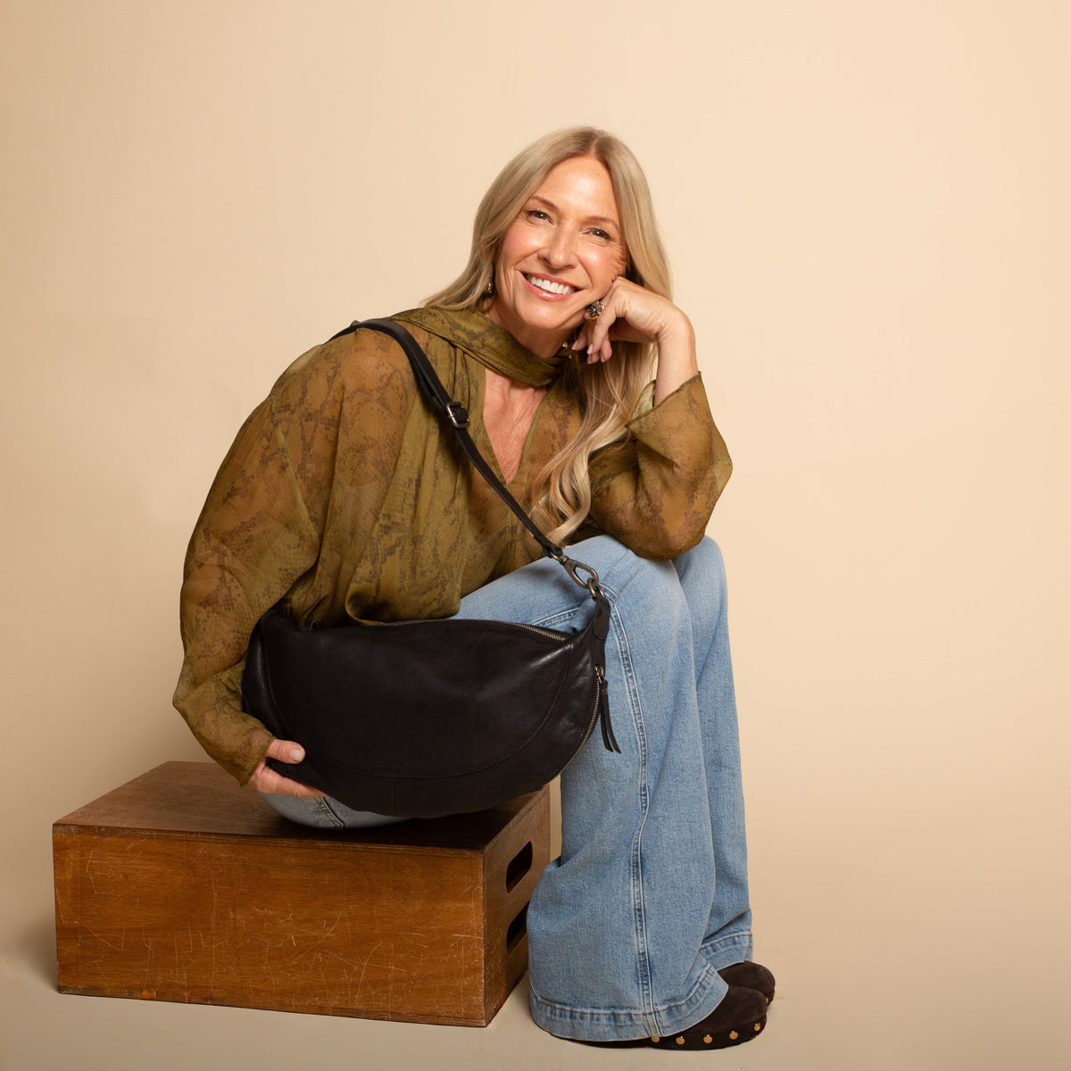Callie Leather Sling Bag - Image 21
