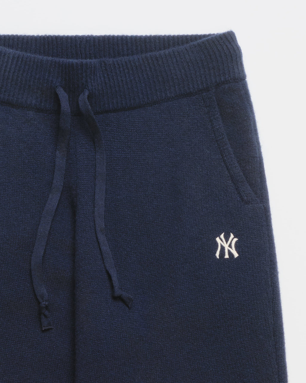 Yankees Sweater Jogger - Image 2