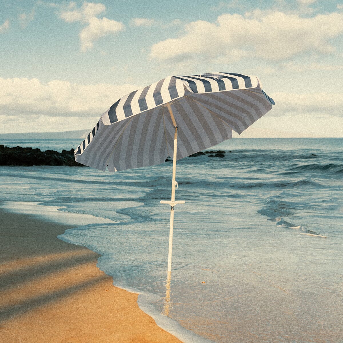 The Mañana Umbrella - Image 10