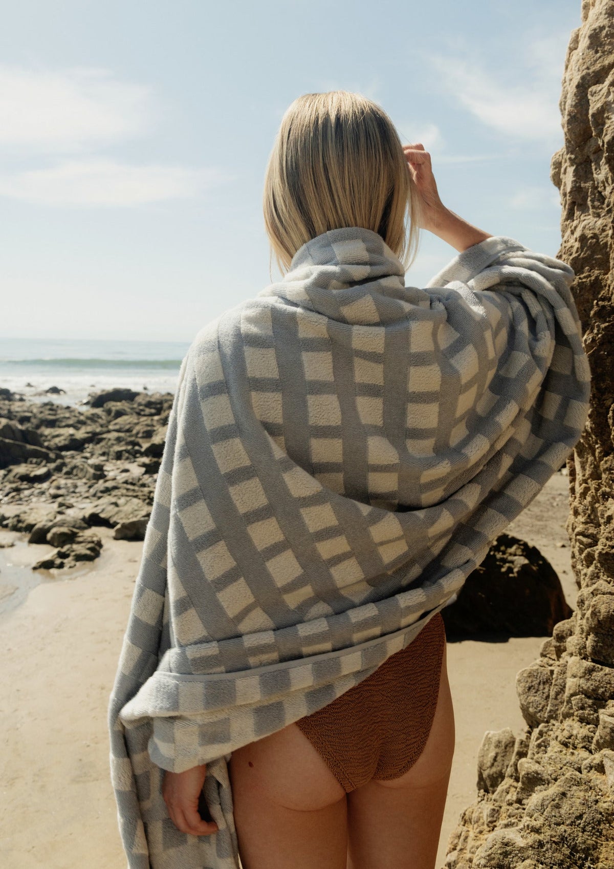 Capri Check Beach Towel - FINAL SALE (Sky with Natural) - Image 5