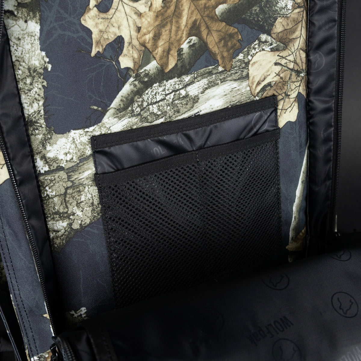 35L Realtree Edge Black Meal Prep Management - Image 25