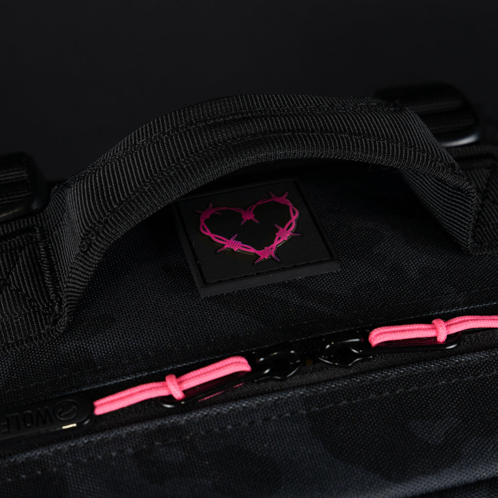 35L Backpack Black Hearts - Image 15