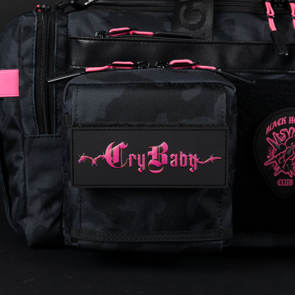 30L Perfect Duffle Bag Black Hearts - Image 13