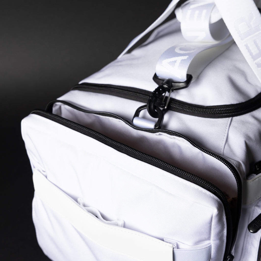 30L Perfect Duffle Bag Polar White - Image 12
