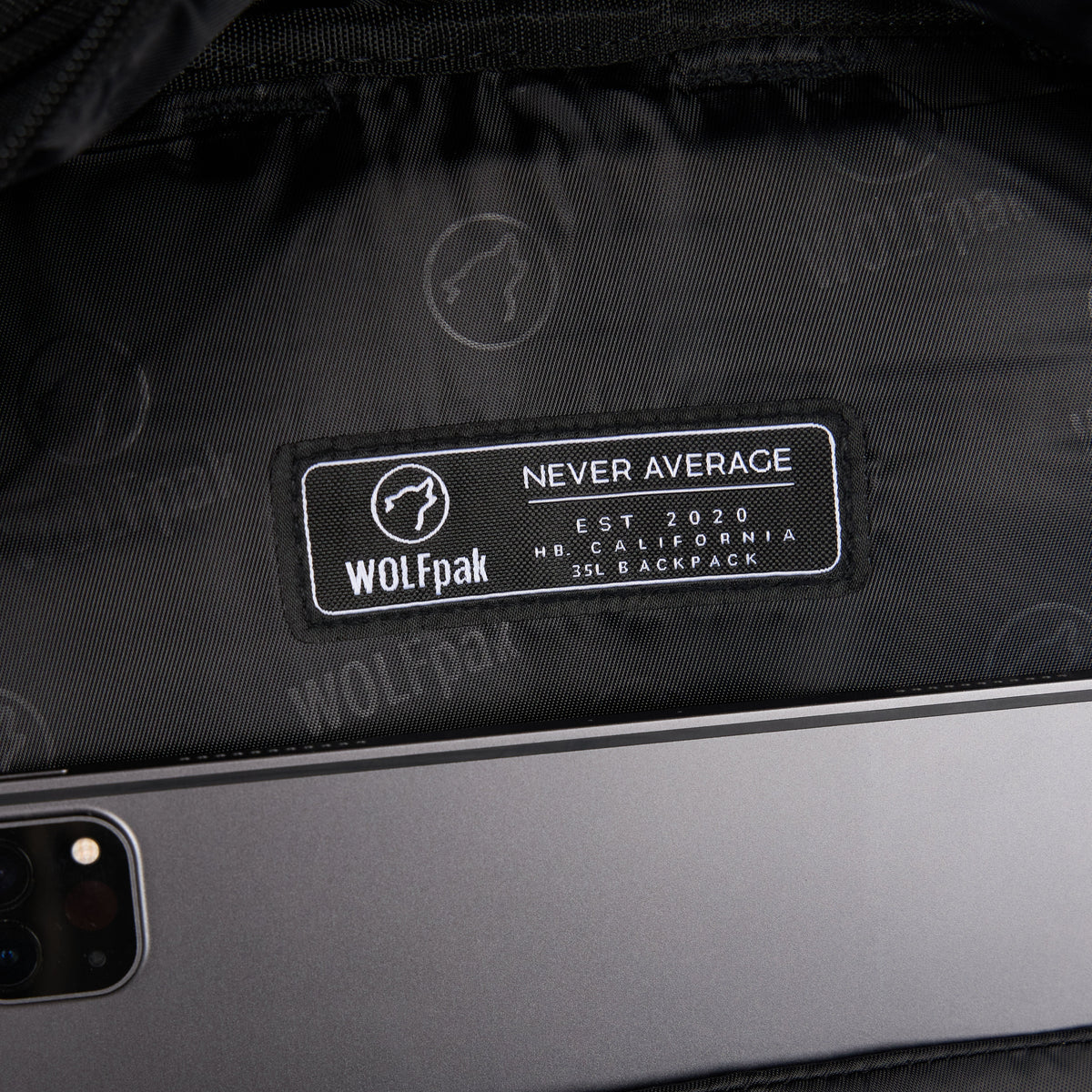35L Backpack Alpha Black - Image 19