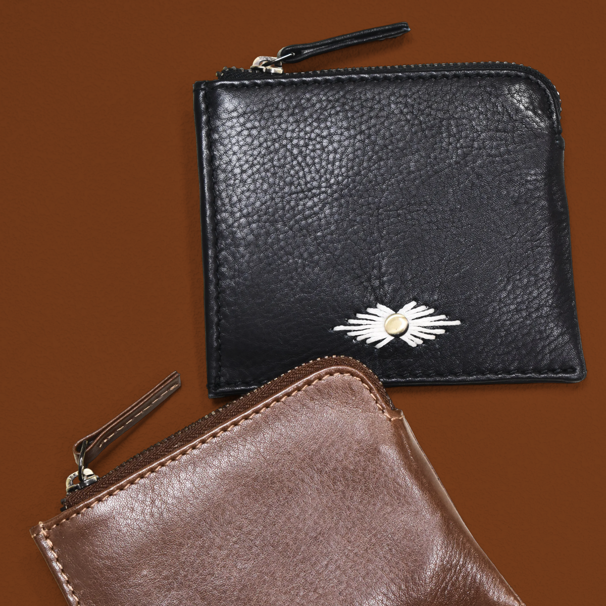 Paz Milled Leather Wallet - Image 12