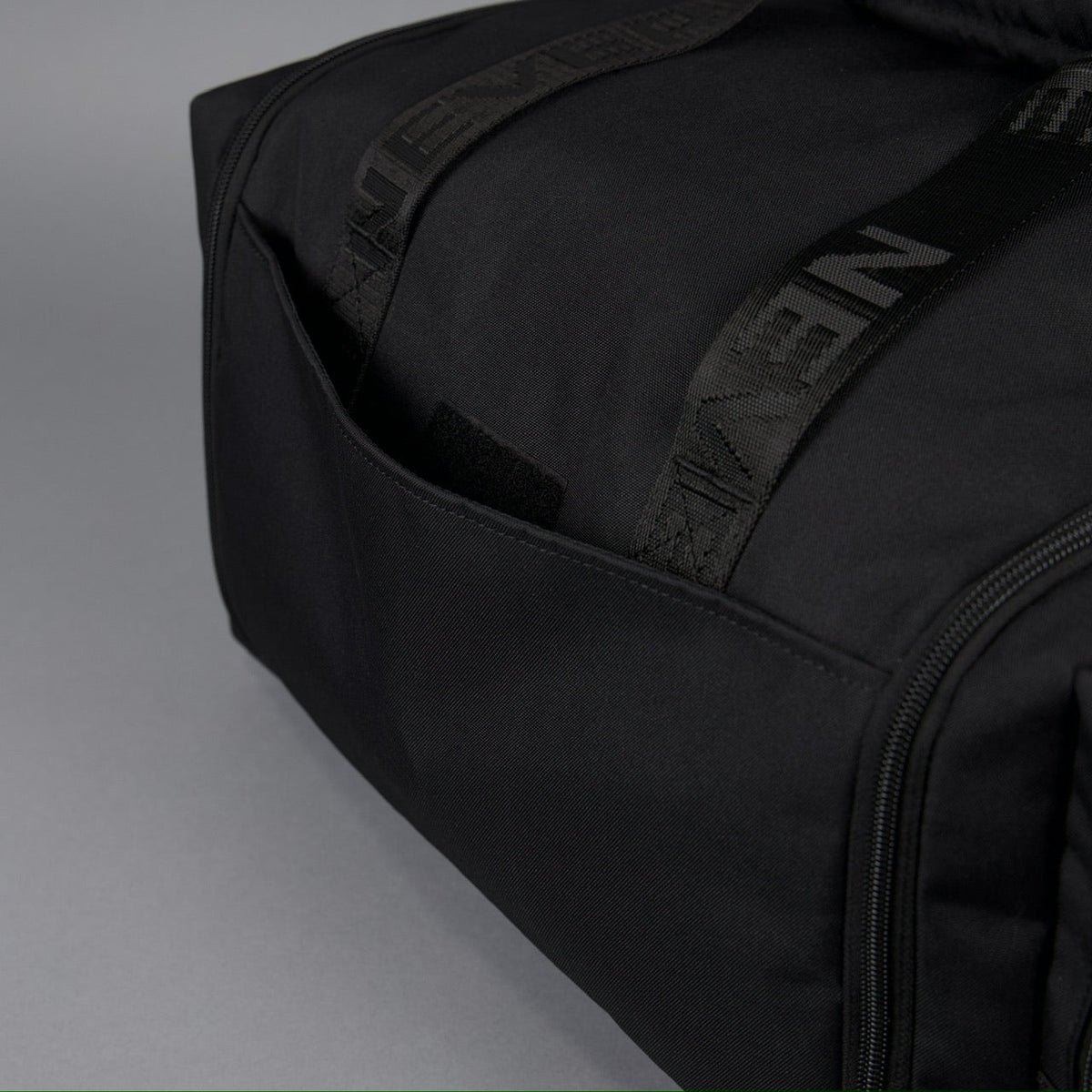 30L Perfect Duffle Bag Alpha Black - Image 22