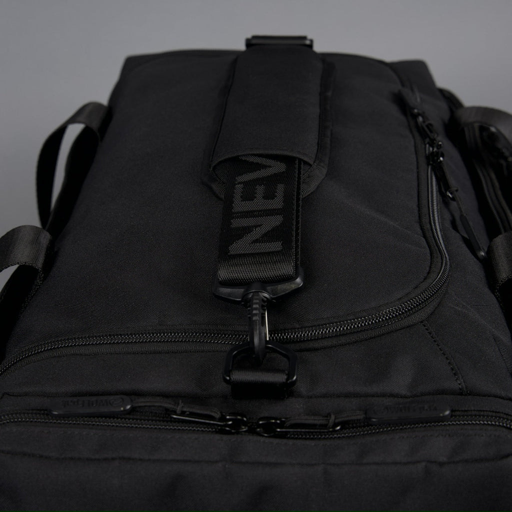 30L Perfect Duffle Bag Alpha Black - Image 24