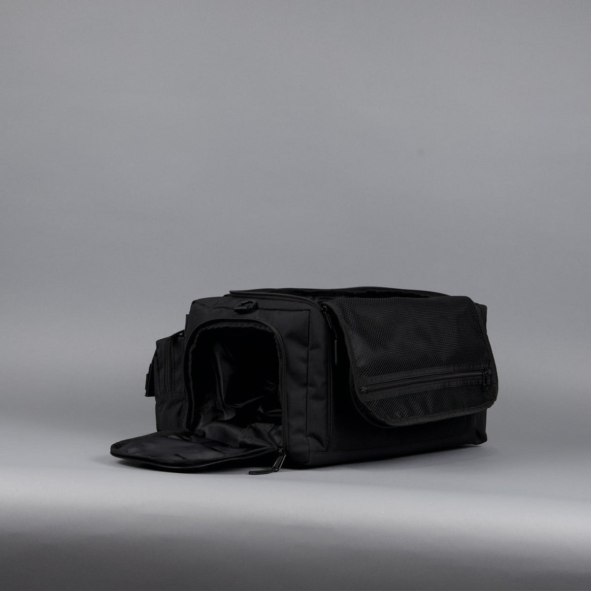 30L Perfect Duffle Bag Alpha Black - Image 36