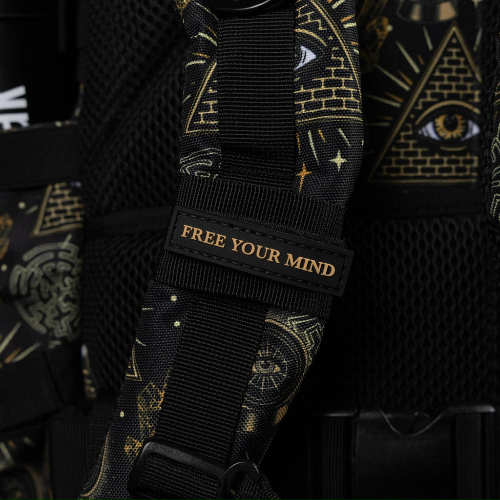 35L Backpack Illuminati - Image 17