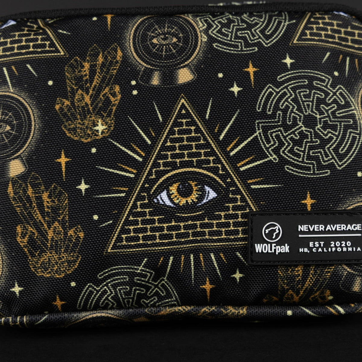 Crossbody Pack Illuminati - Image 9