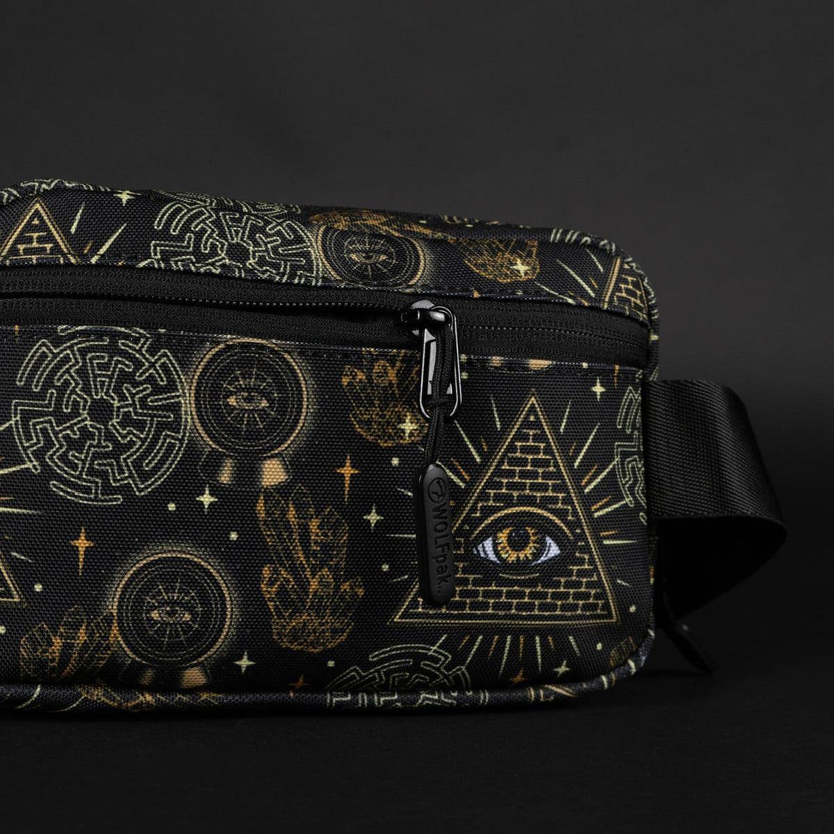 Crossbody Pack Illuminati - Image 10