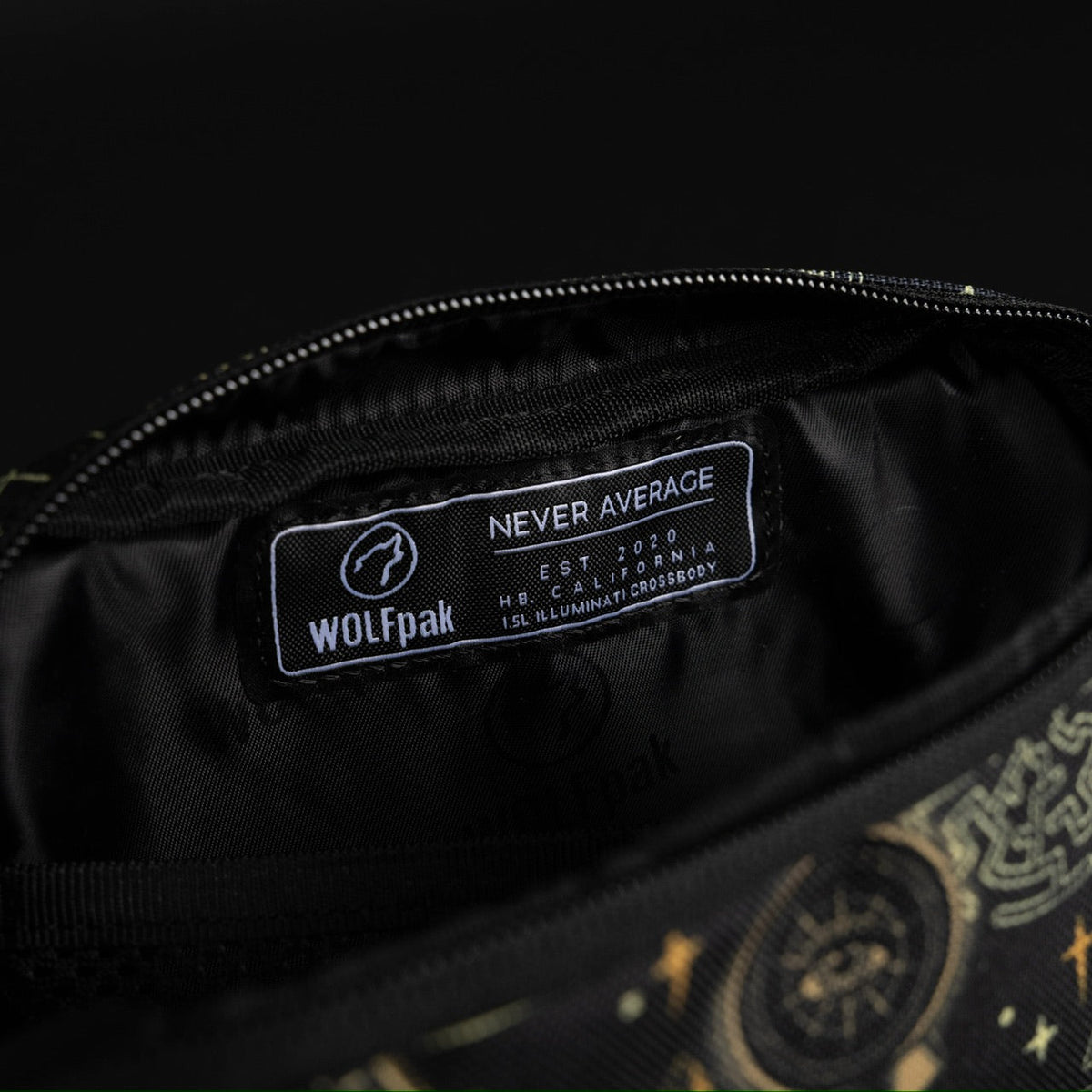 Crossbody Pack Illuminati - Image 11