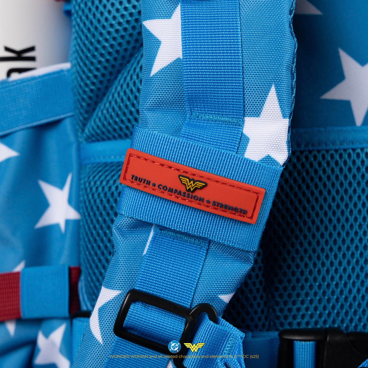 35L Backpack Wonder Woman - Image 17