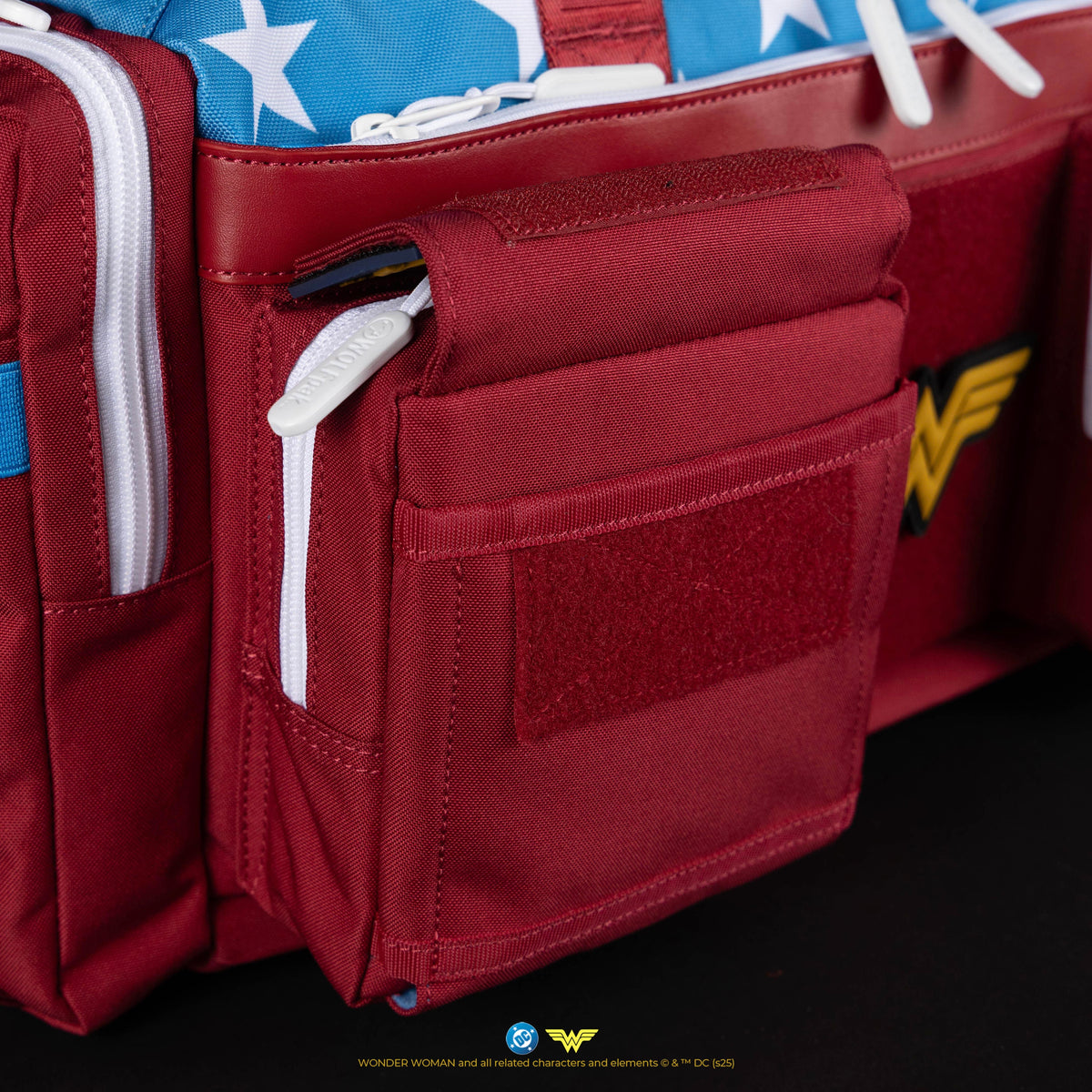 30L Perfect Duffle Bag Wonder Woman - Image 15