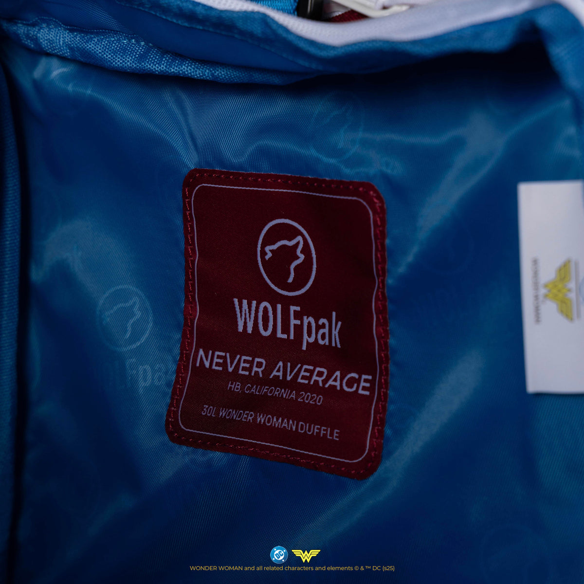 30L Perfect Duffle Bag Wonder Woman - Image 25