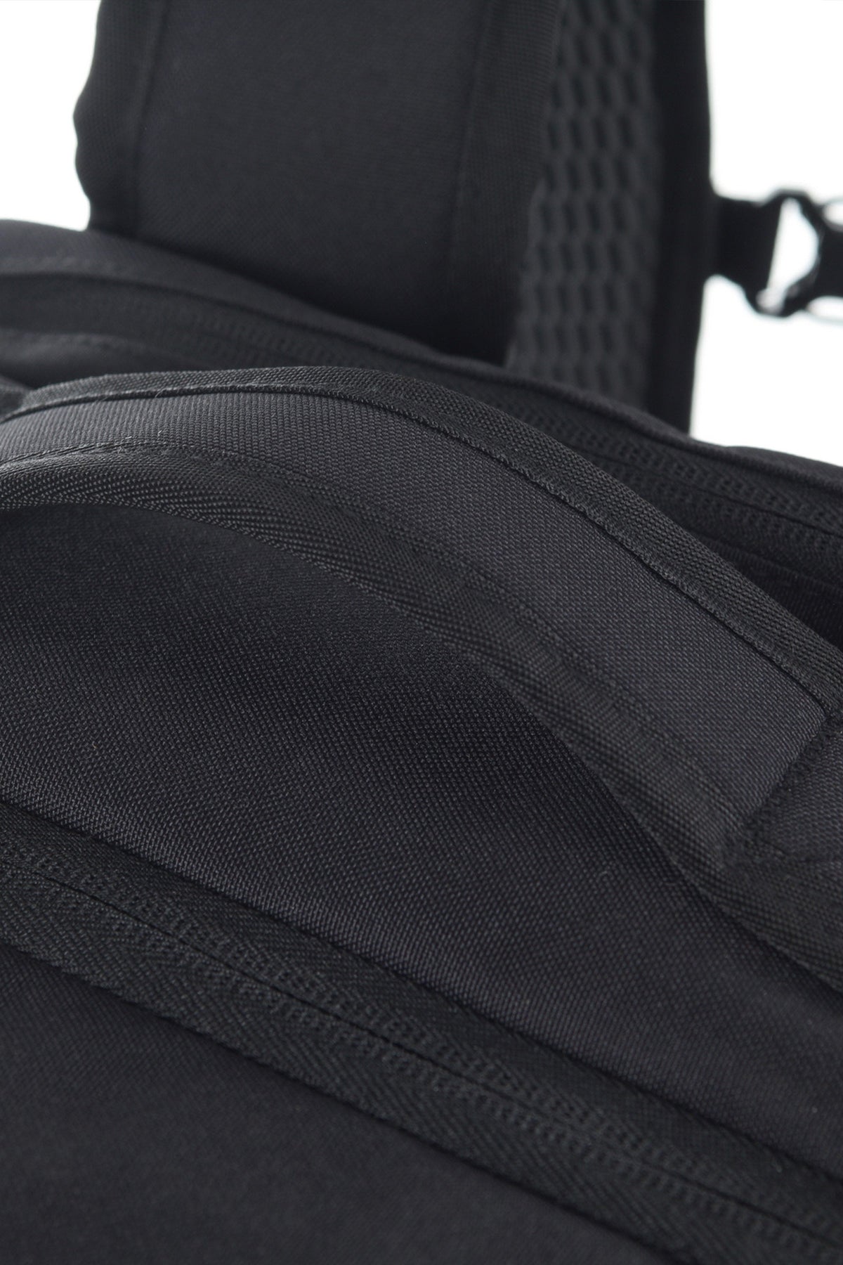 Surfanic Tardis 40l Work Life Balance - Black - Image 10