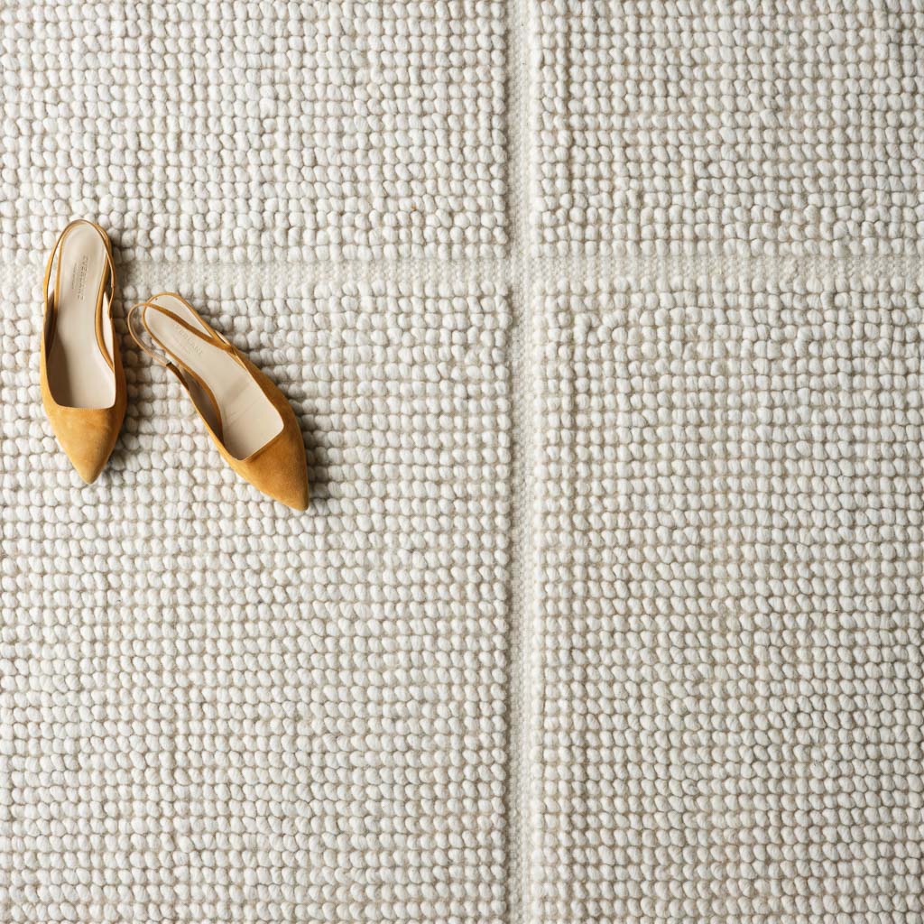 Samir Handwoven Area Rug - 5' x 8' - Image 7