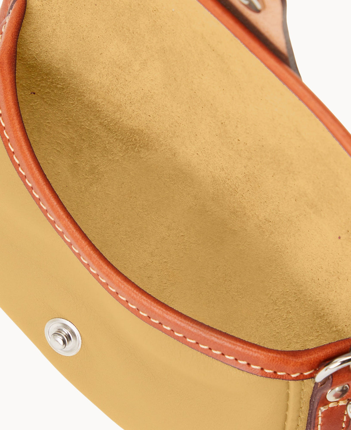 Oncour Elba Flap Wristlet - Image 35