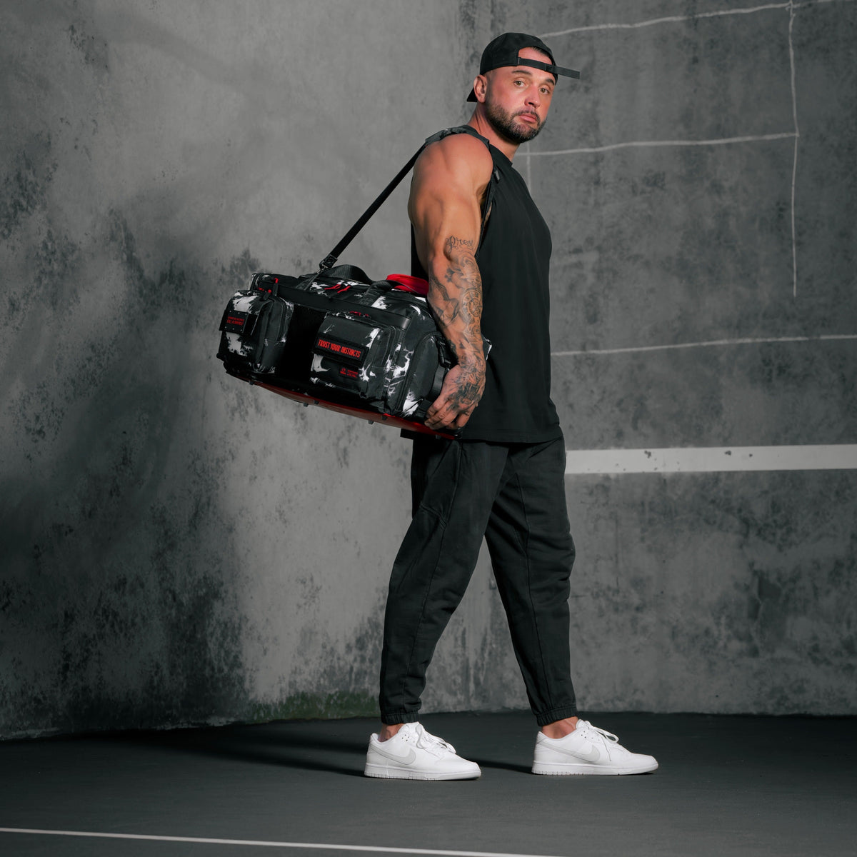 40L Ultimate Duffle Bag Black Lightning Immortal Red - Image 4