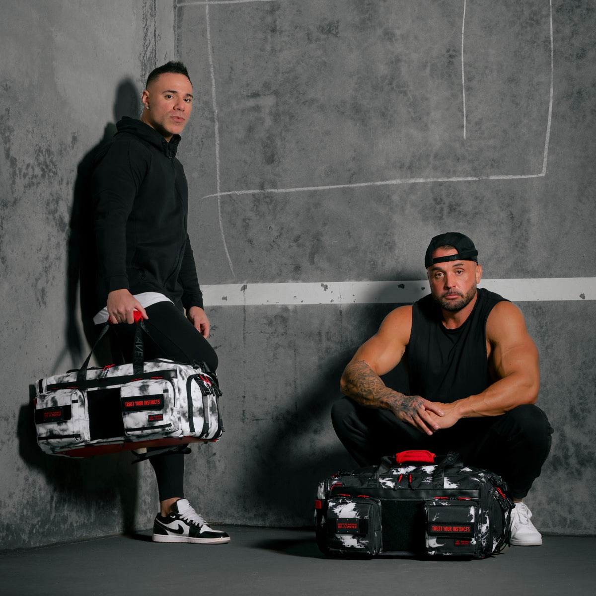 40L Ultimate Duffle Bag Black Lightning Immortal Red - Image 6
