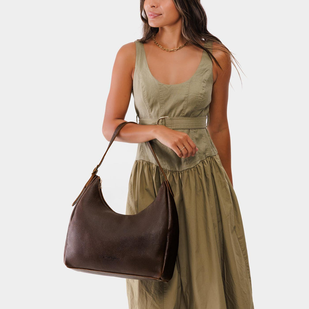 'Almost Perfect' Aspen Shoulder Bag - Image 148