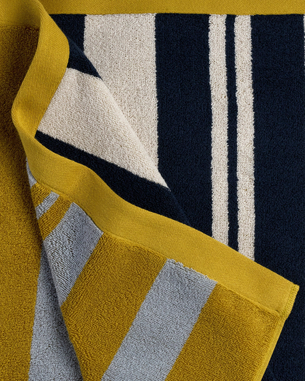 Casita Beach Towel - FINAL SALE (Citron and Sky) - Image 3
