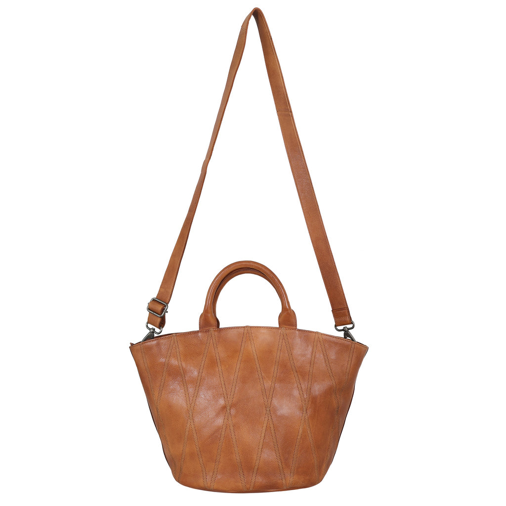 Claudia Diamond Leather Crossbody Bag - Image 18