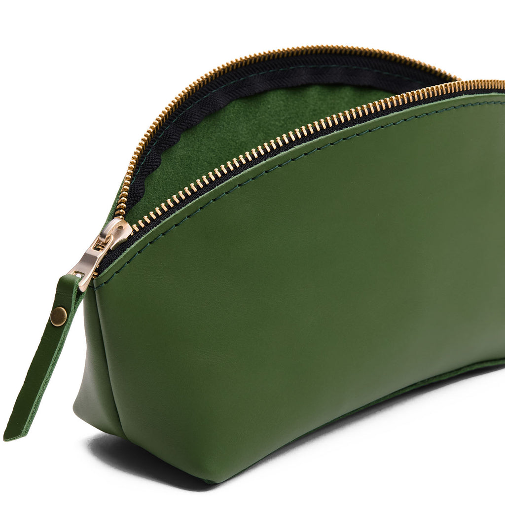 'Almost Perfect' Eclipse Makeup Bag - Image 113
