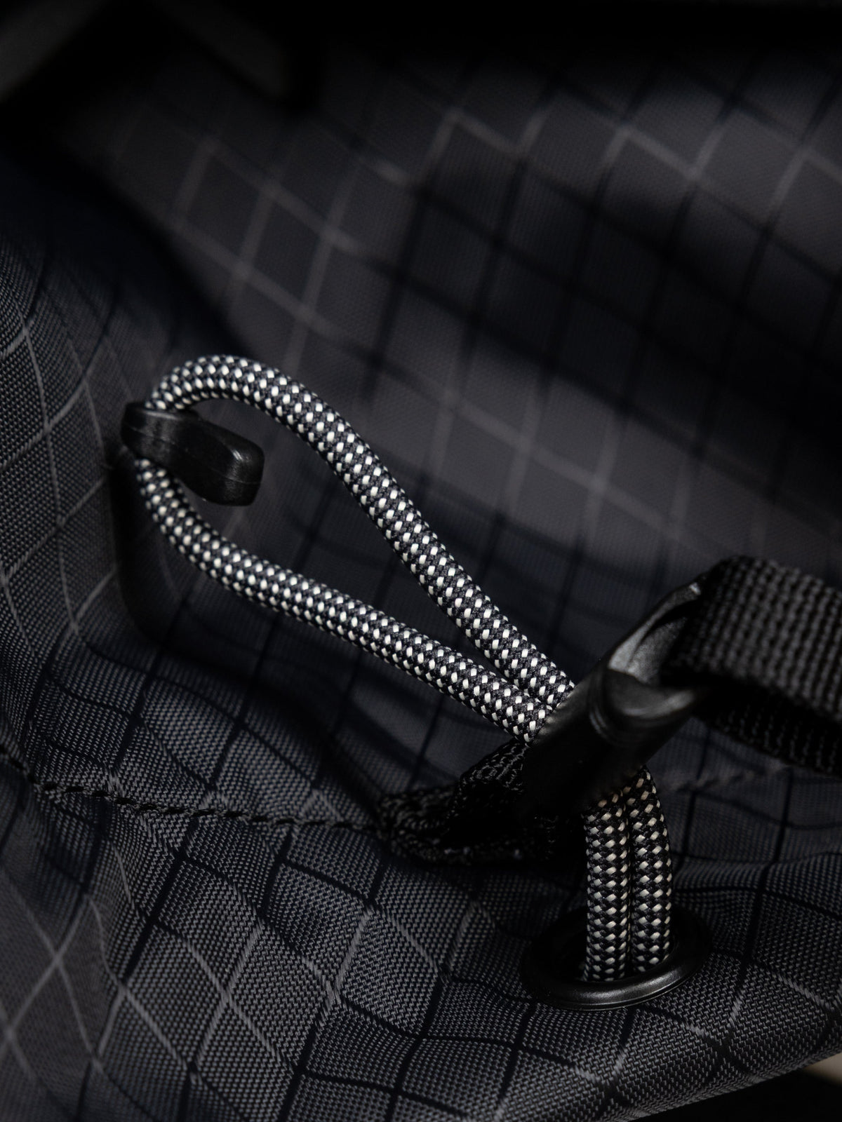 Keel 45L Tote Bag - Image 3