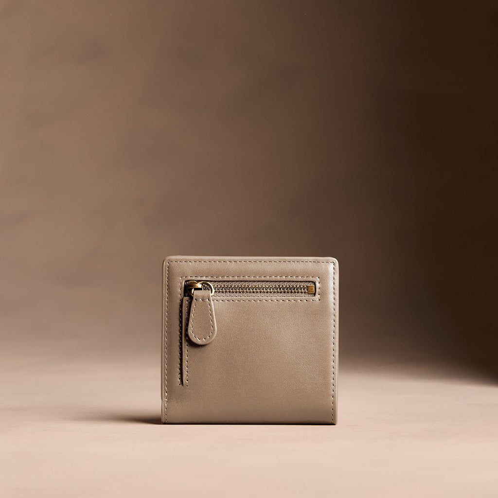 Luxe Slim Wallet - Image 24