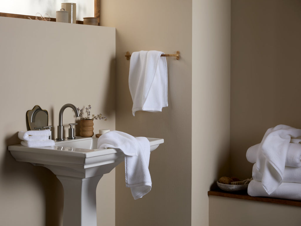 6+6 Organic Plush Bath Bundle - White - Image 2