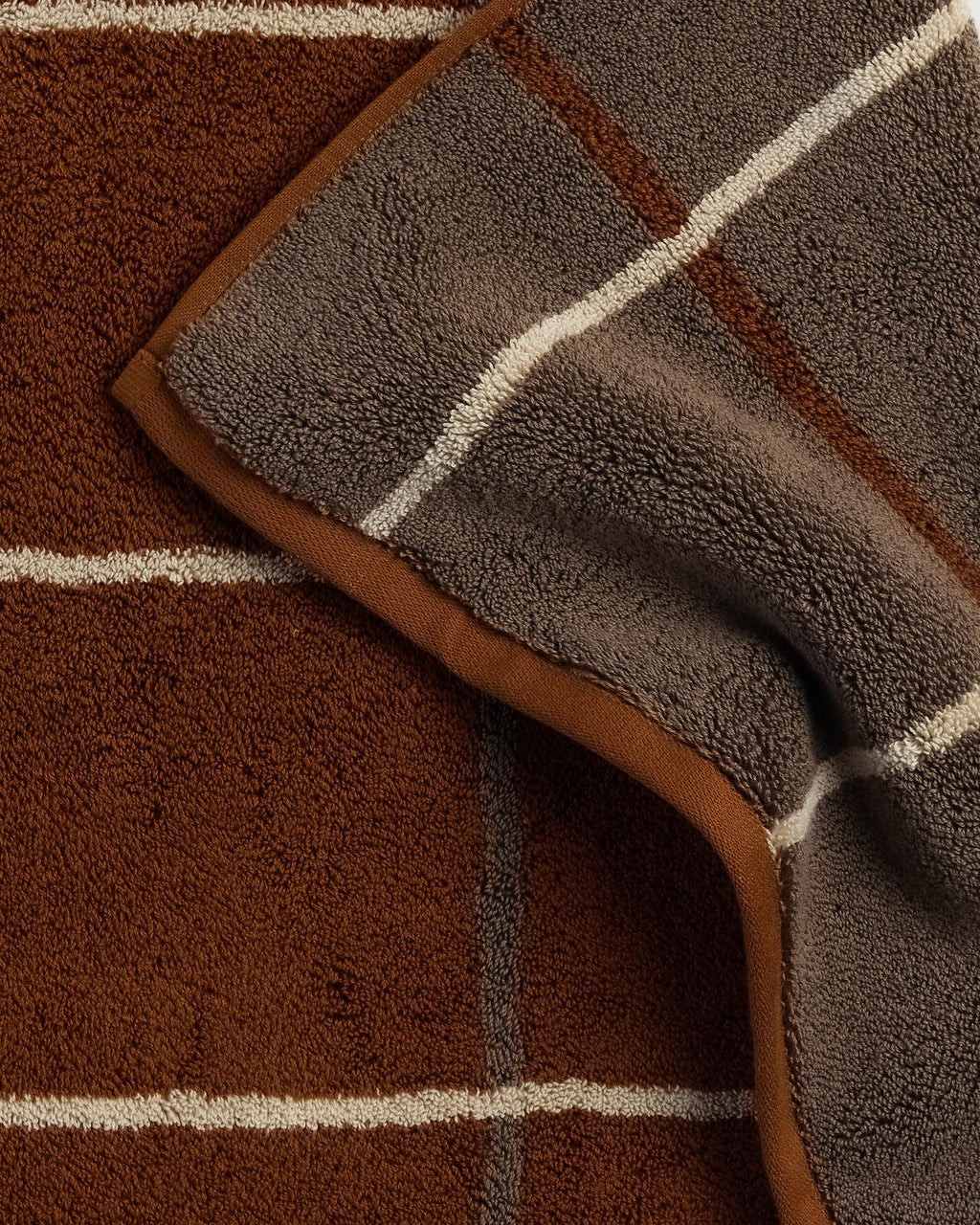 Organic Plush Tub Mat (Tobacco Windowpane) - Image 3