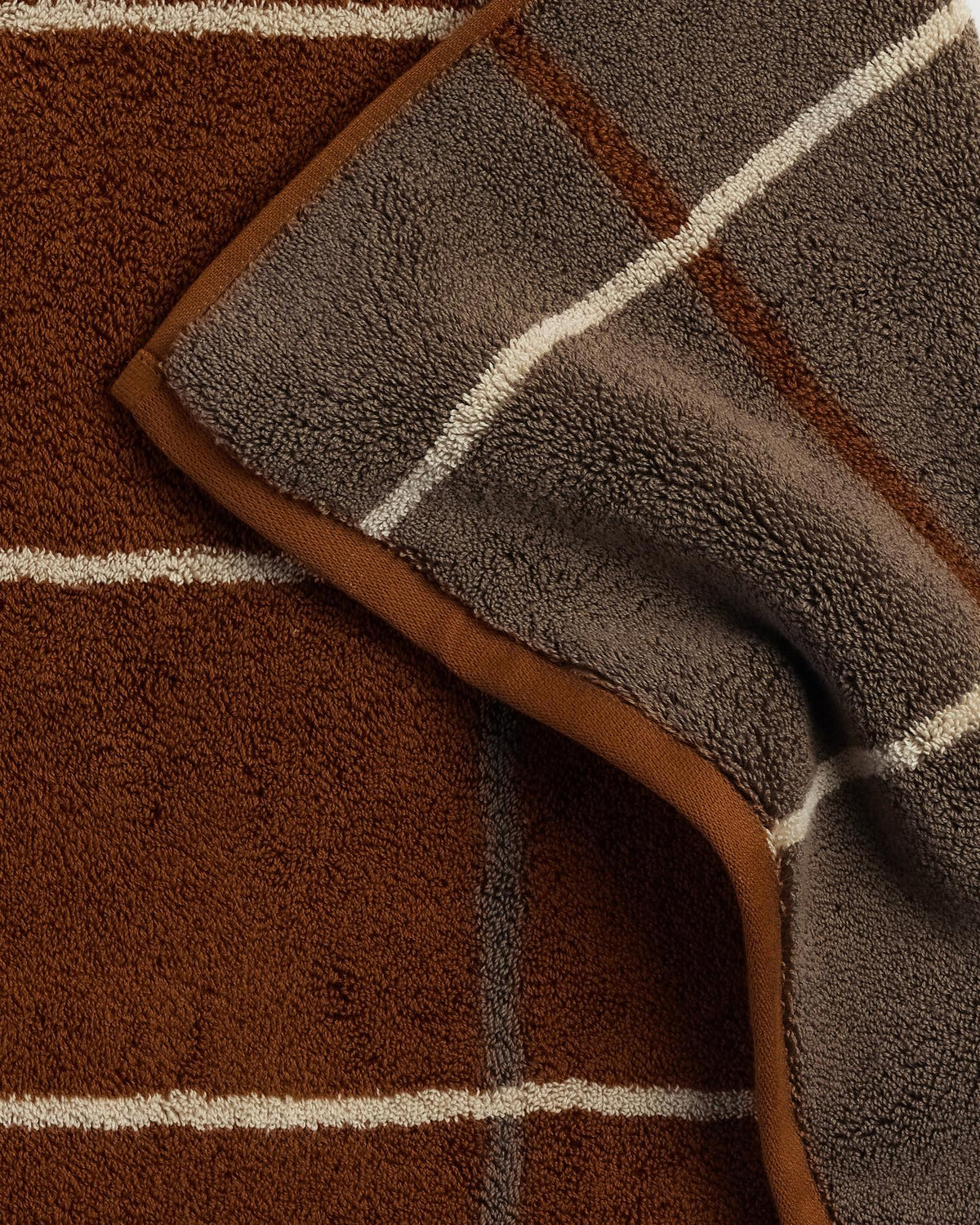 Organic Plush Tub Mat (Tobacco Windowpane) - Image 3