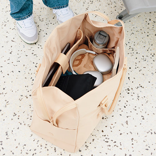 The Commuter Duffle in Beige - Image 17