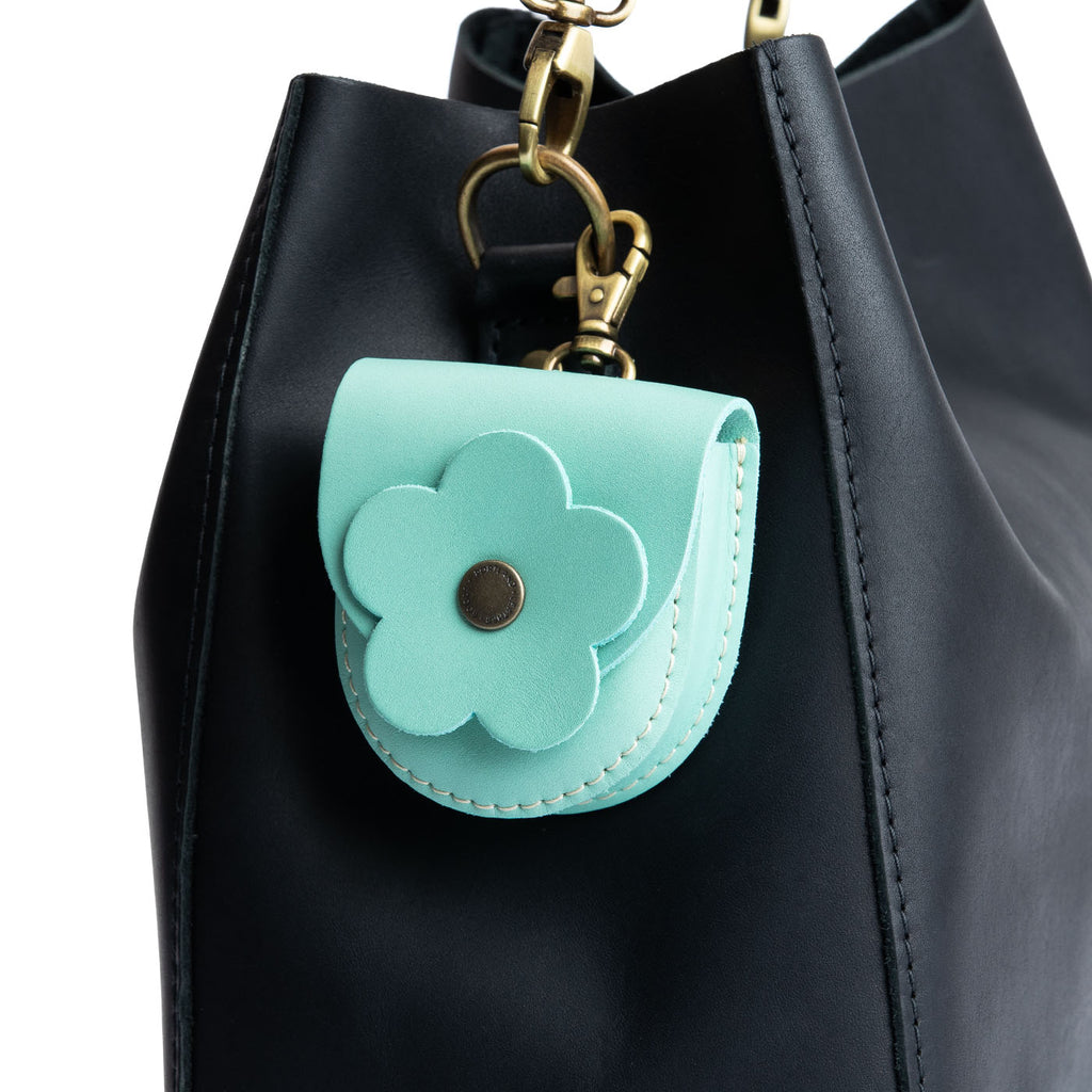 Petunia Pouch - Image 51