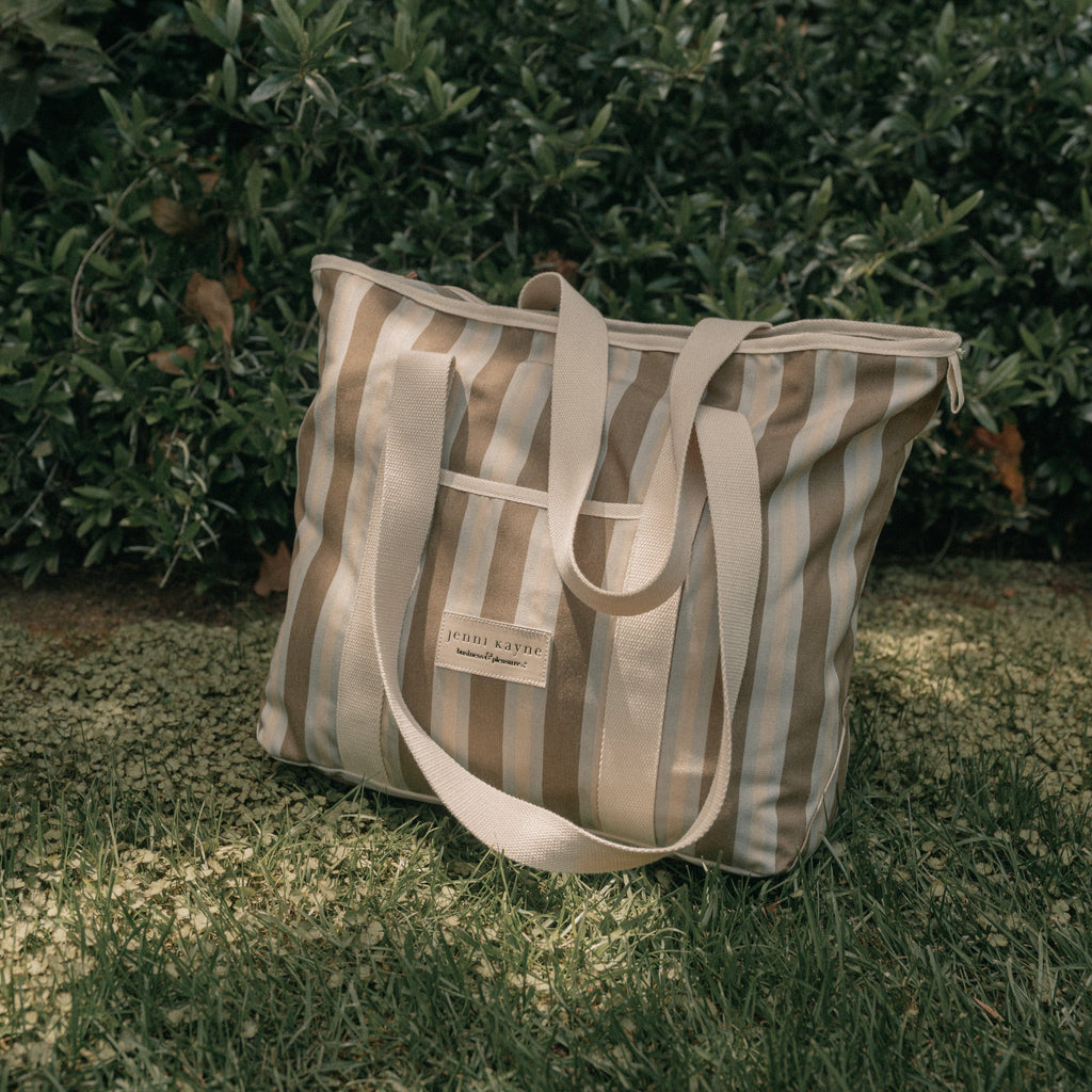 The Beach Bag x Jenni Kayne - Image 2