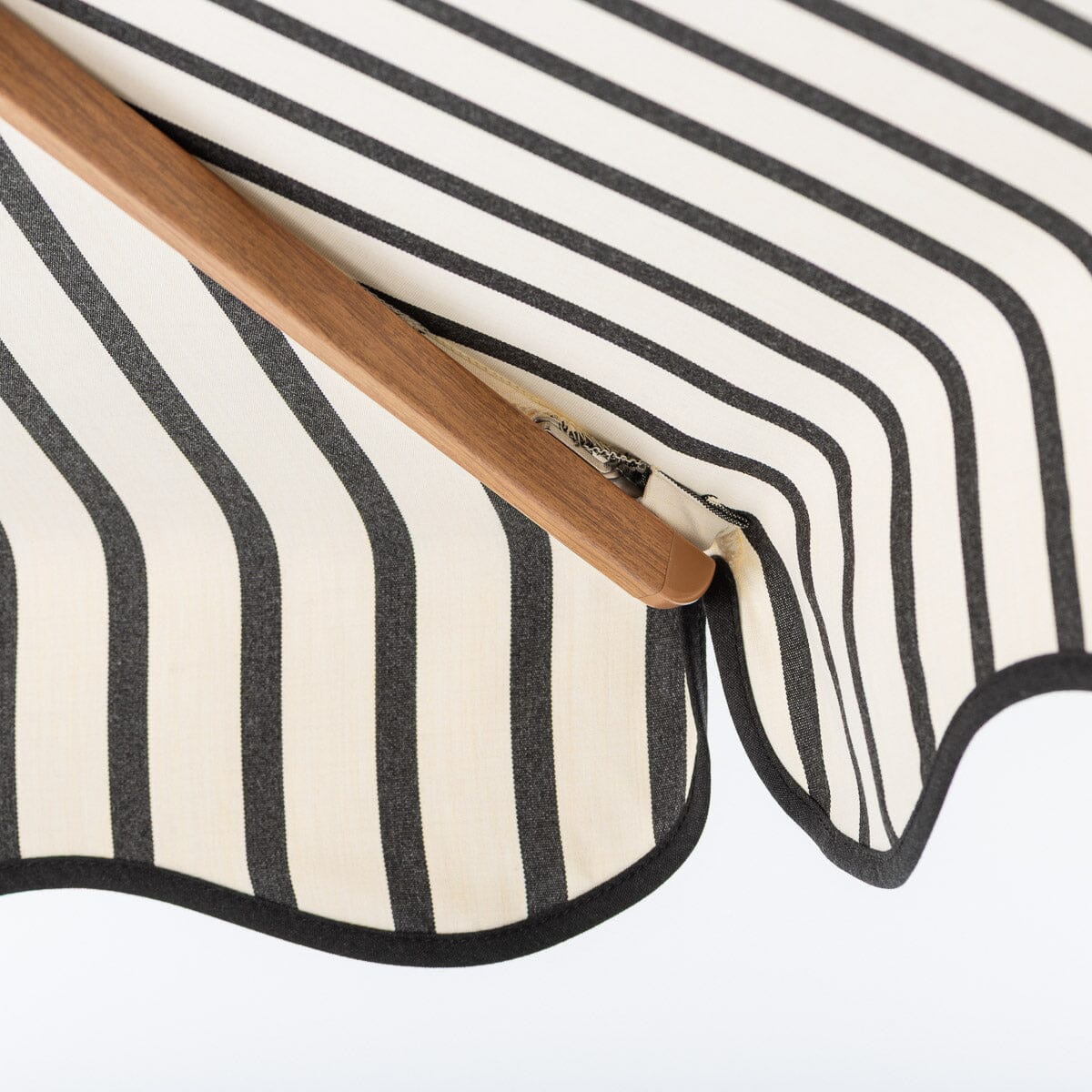 The Terrace Umbrella - Image 8